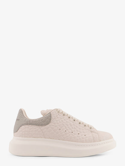 Oversize leather sneakers thumbnail