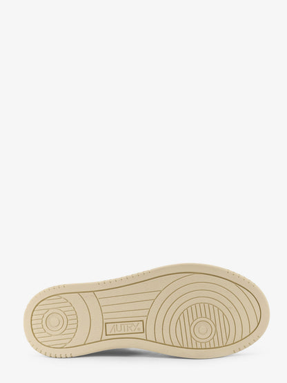 Medalist leather sneakers thumbnail