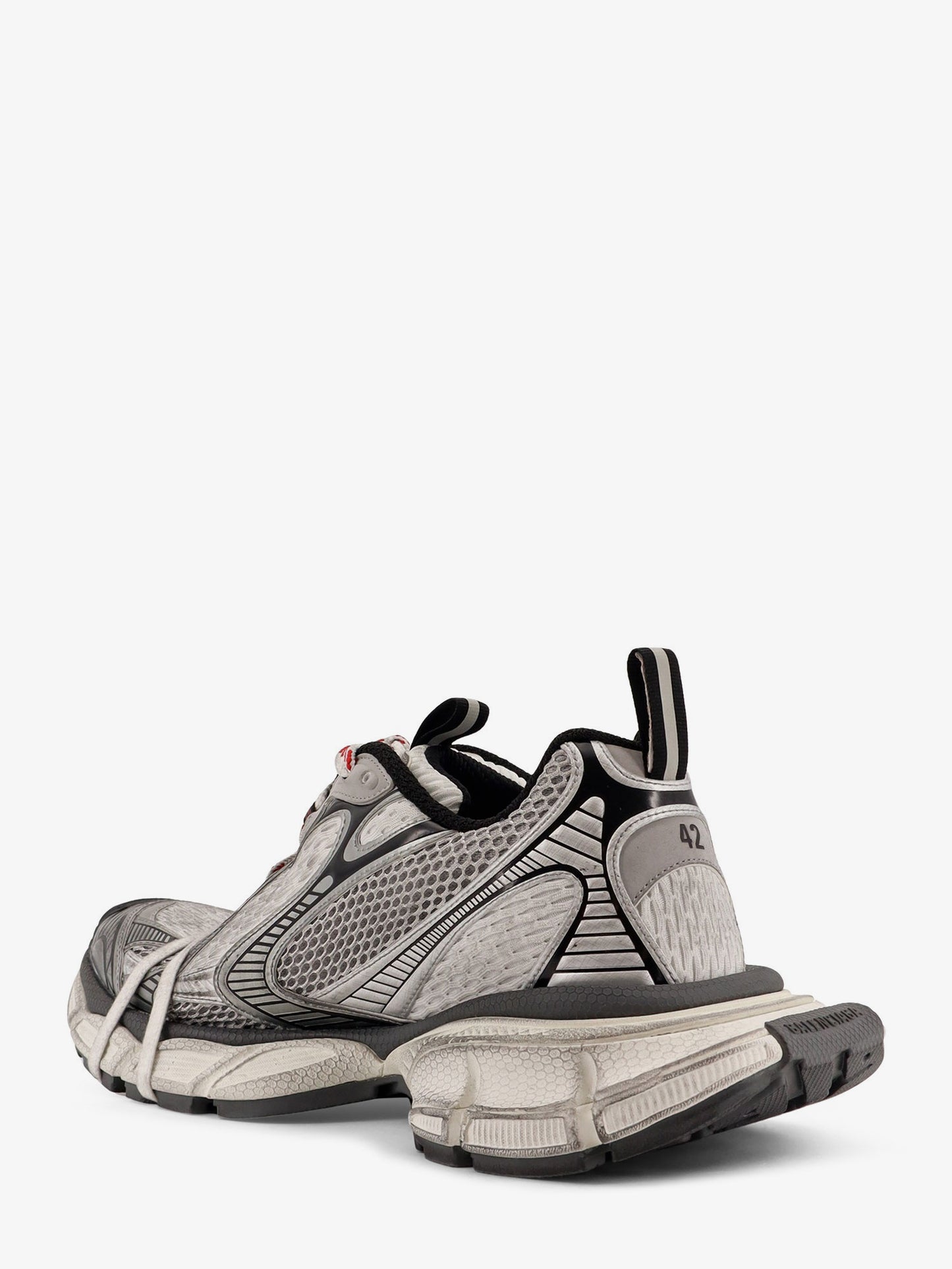 3XL mesh sneakers