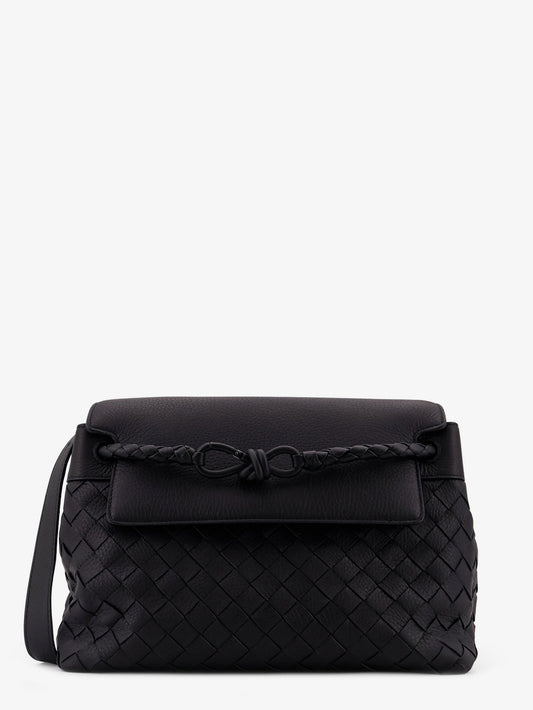 Andiamo leather shoulder bag with Intrecciato pattern