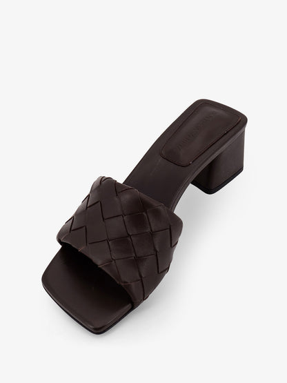 Leather heel sandals with Intrecciato motif thumbnail
