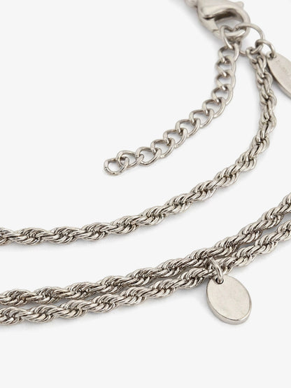 Silver necklace thumbnail