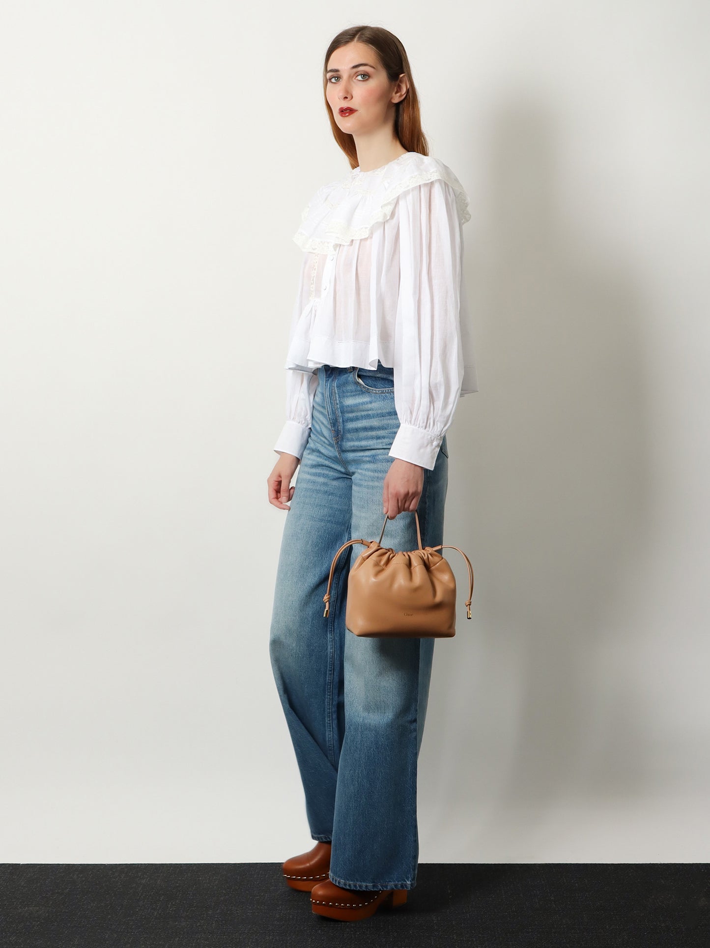 Chloé Icons leather crossbody bag with logo on the front