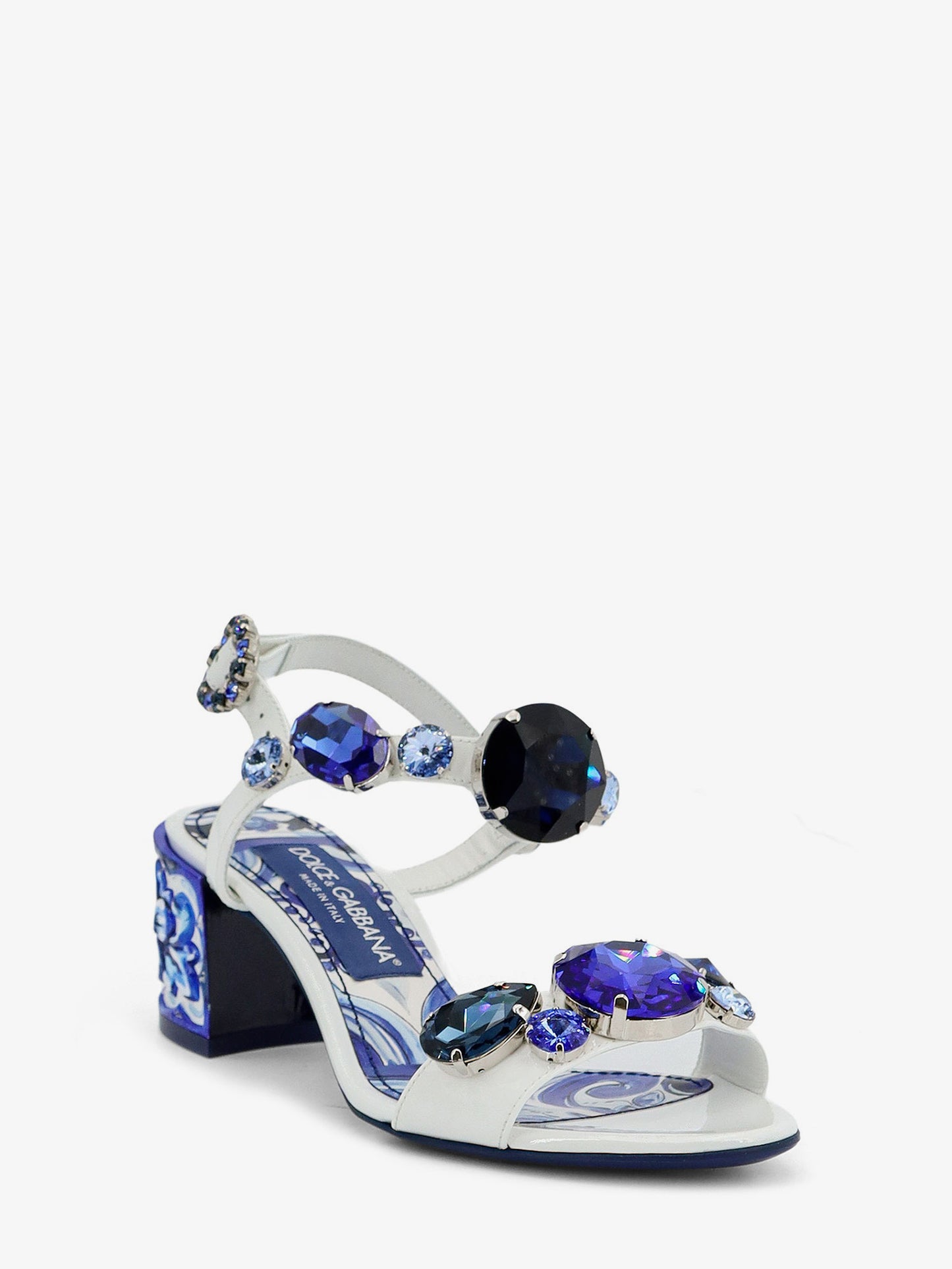 Patent leather sandals with Maiolica print