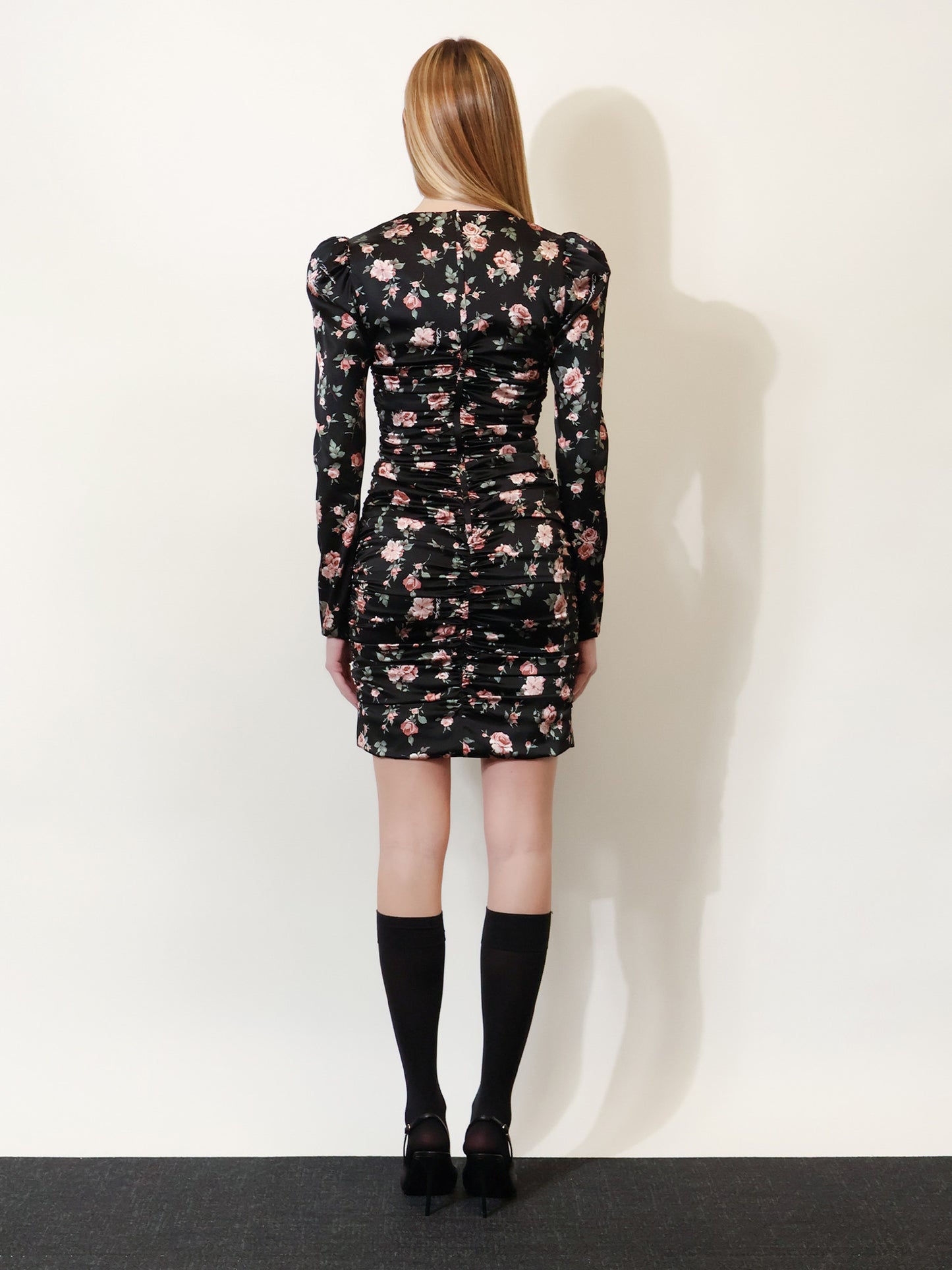 Stretch silk mini dress with iconic print