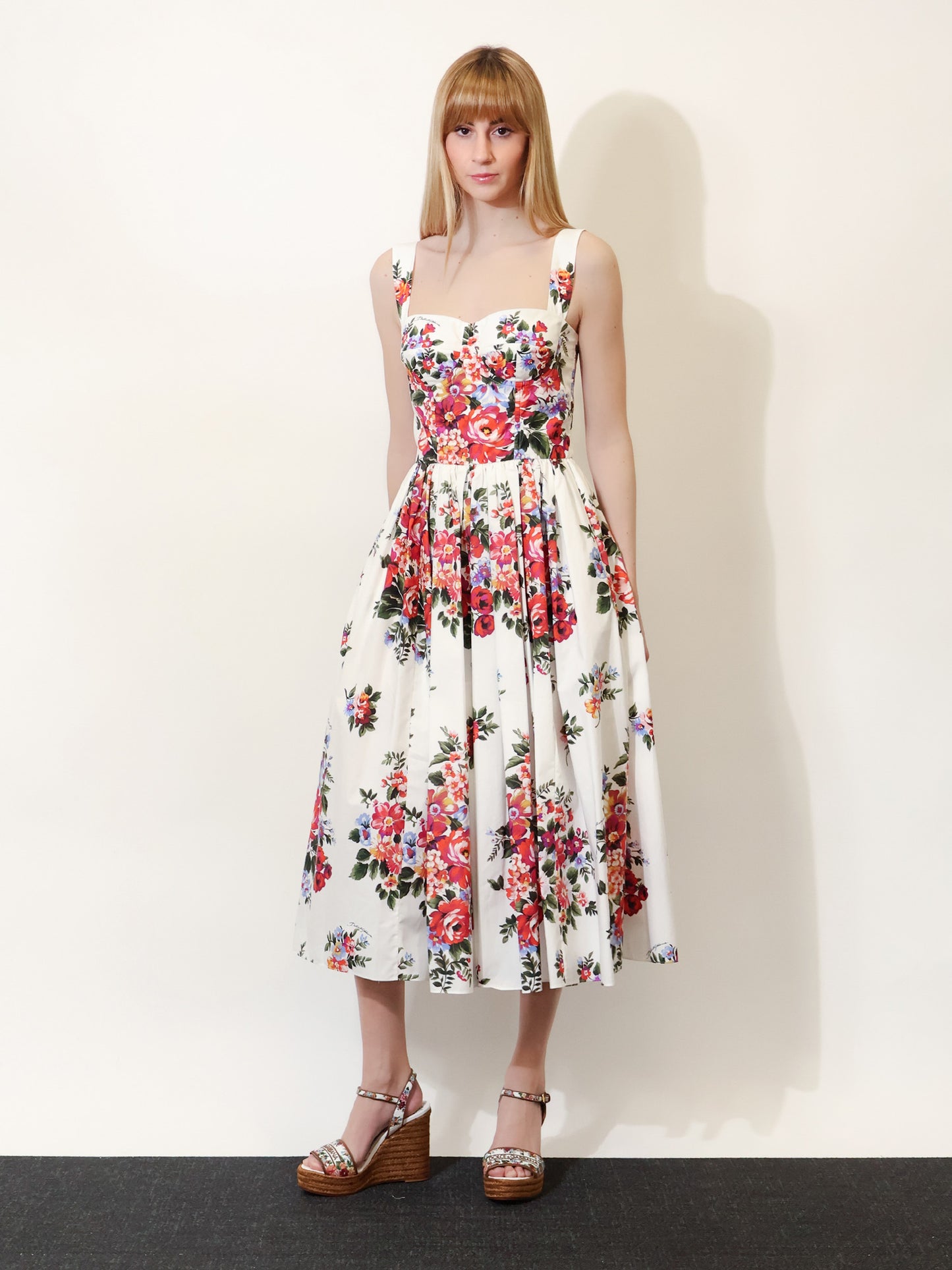 Cotton Midi dress with iconic print