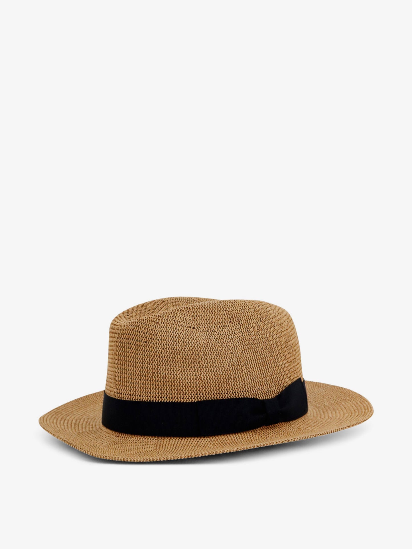 Raffia hat