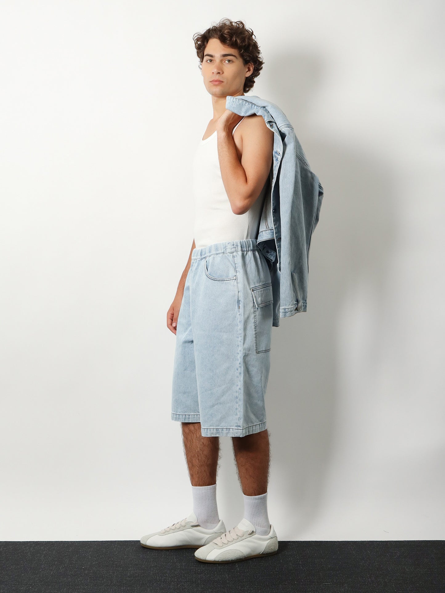 Light-washed denim bermuda shorts
