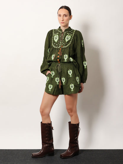 Green heart tapestry embroidered lenzing™ ecovero™ euroflax™ shorts thumbnail