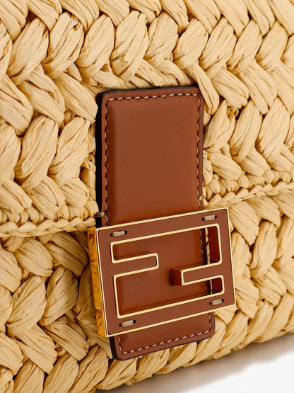 Mamma Baguette Medium raffia crossbody bag thumbnail