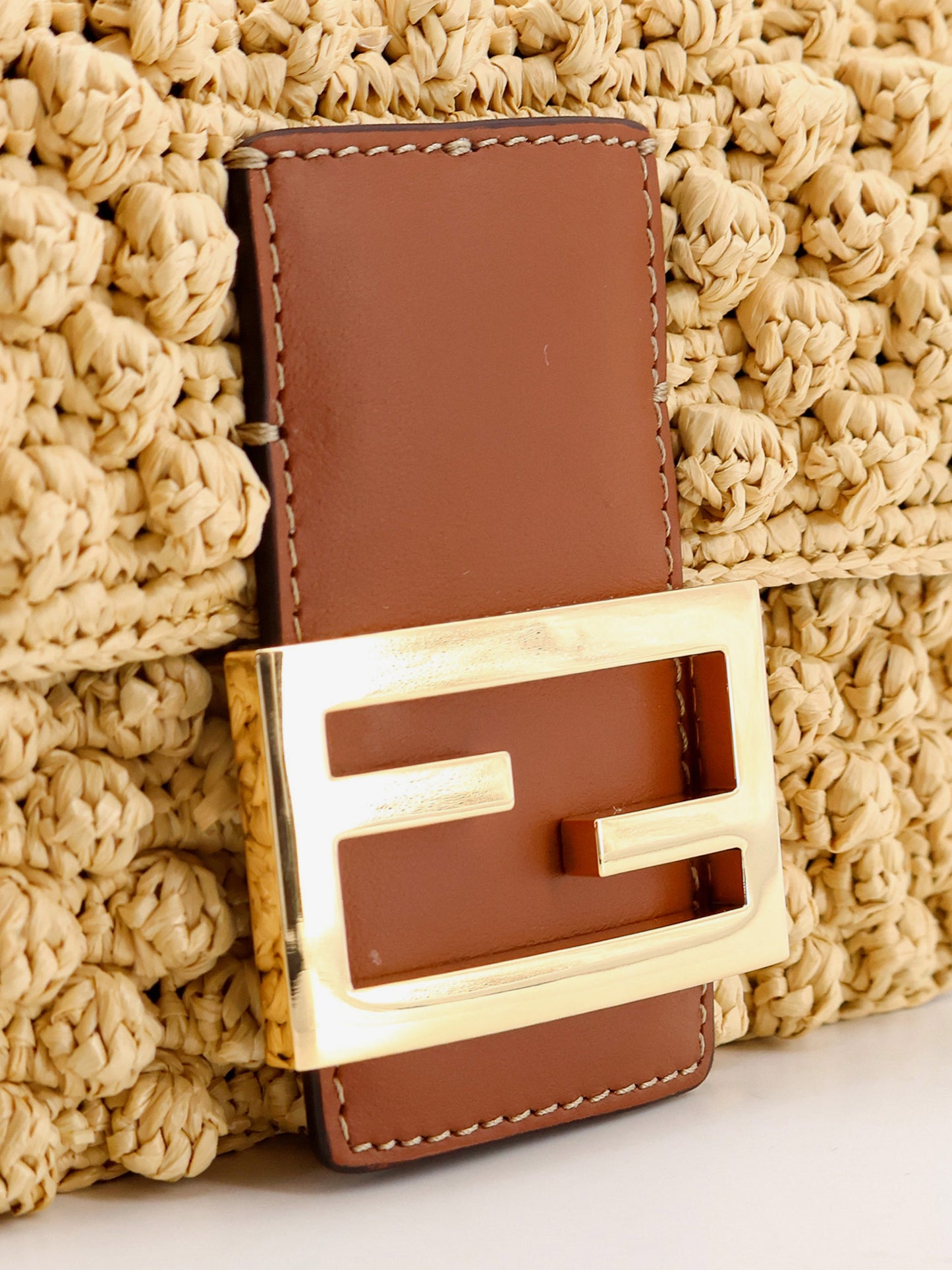 Baguette® Mini raffia crossbody bag