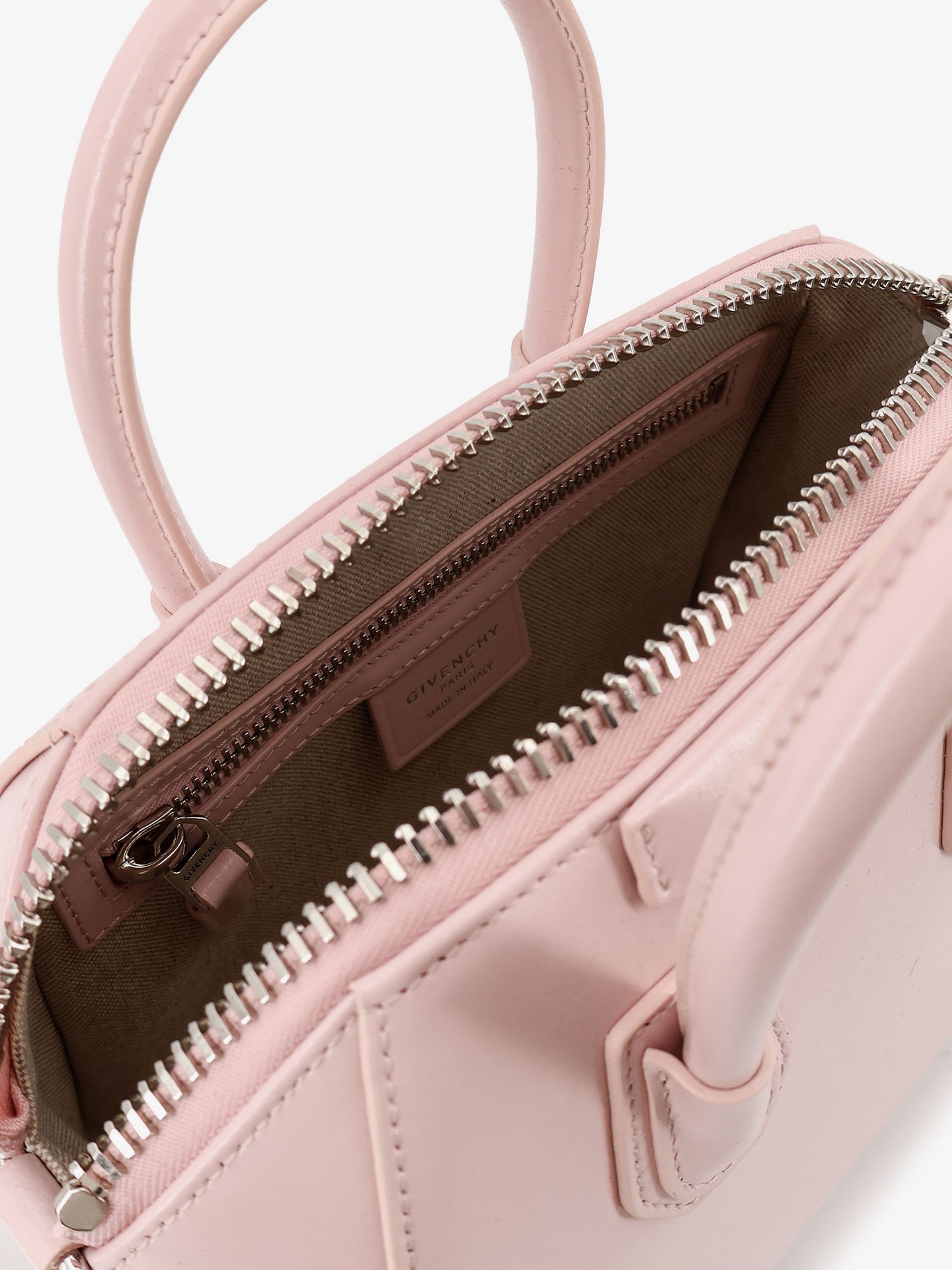 Antigona Mini leather shoulder bag