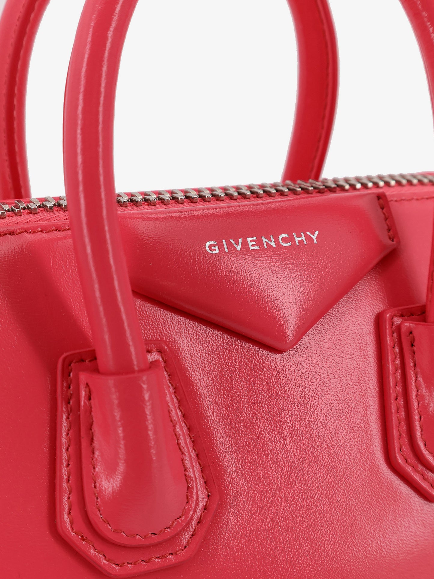 Antigona Mini leather crossbody bag
