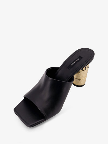 Leather sandals thumbnail