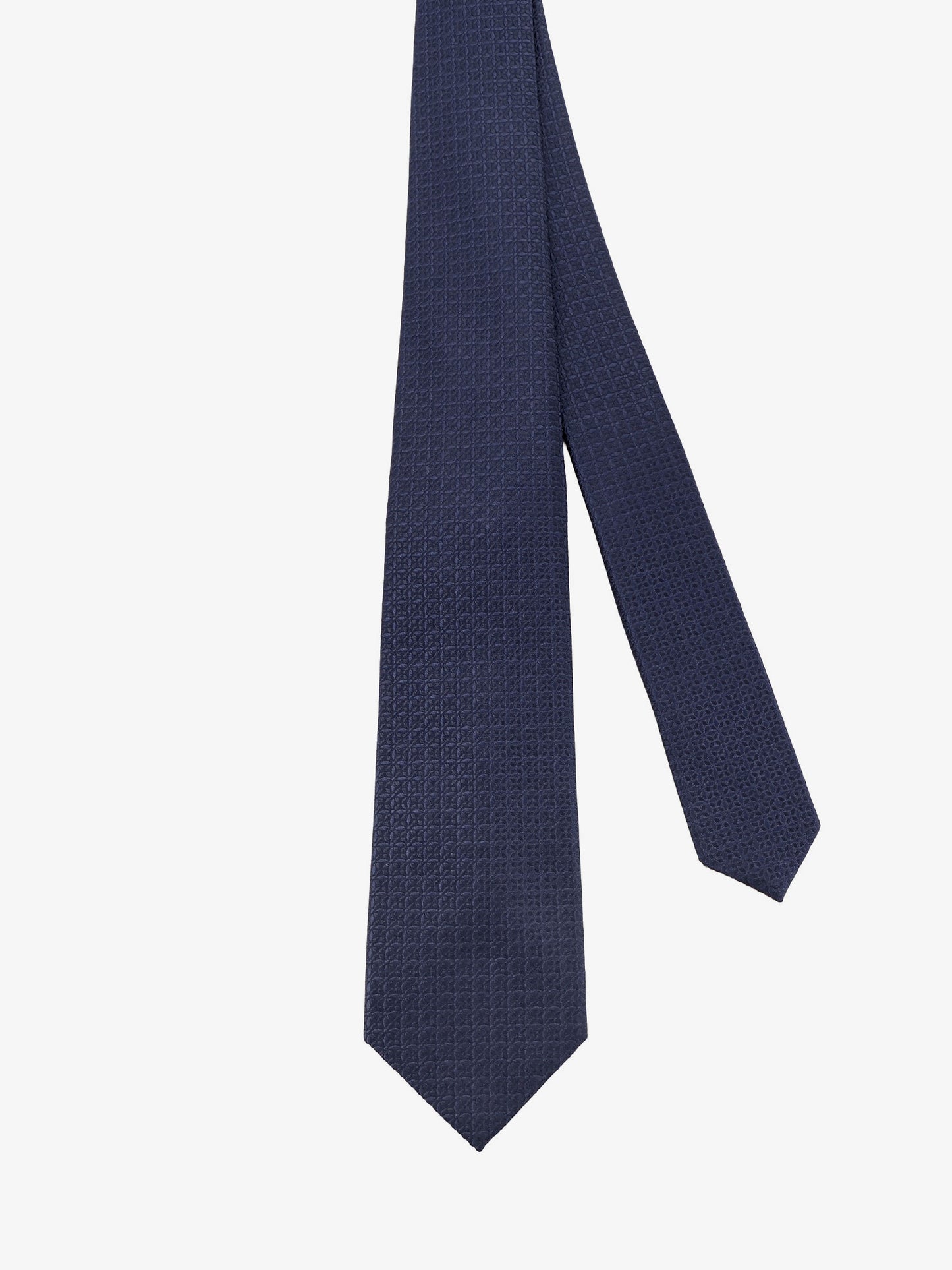 Silk tie