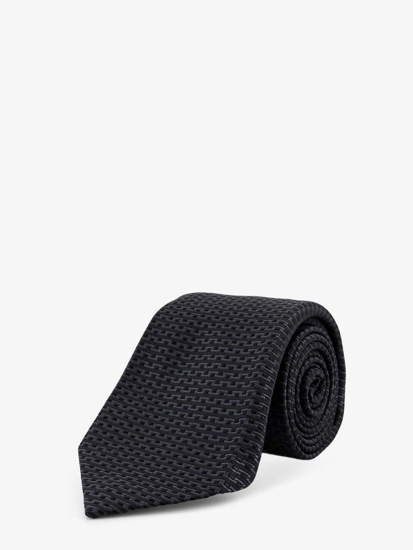 Silk tie