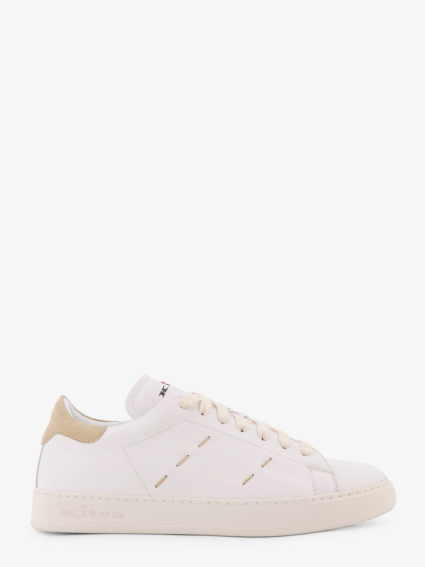 Leather sneakers with iconic stitching