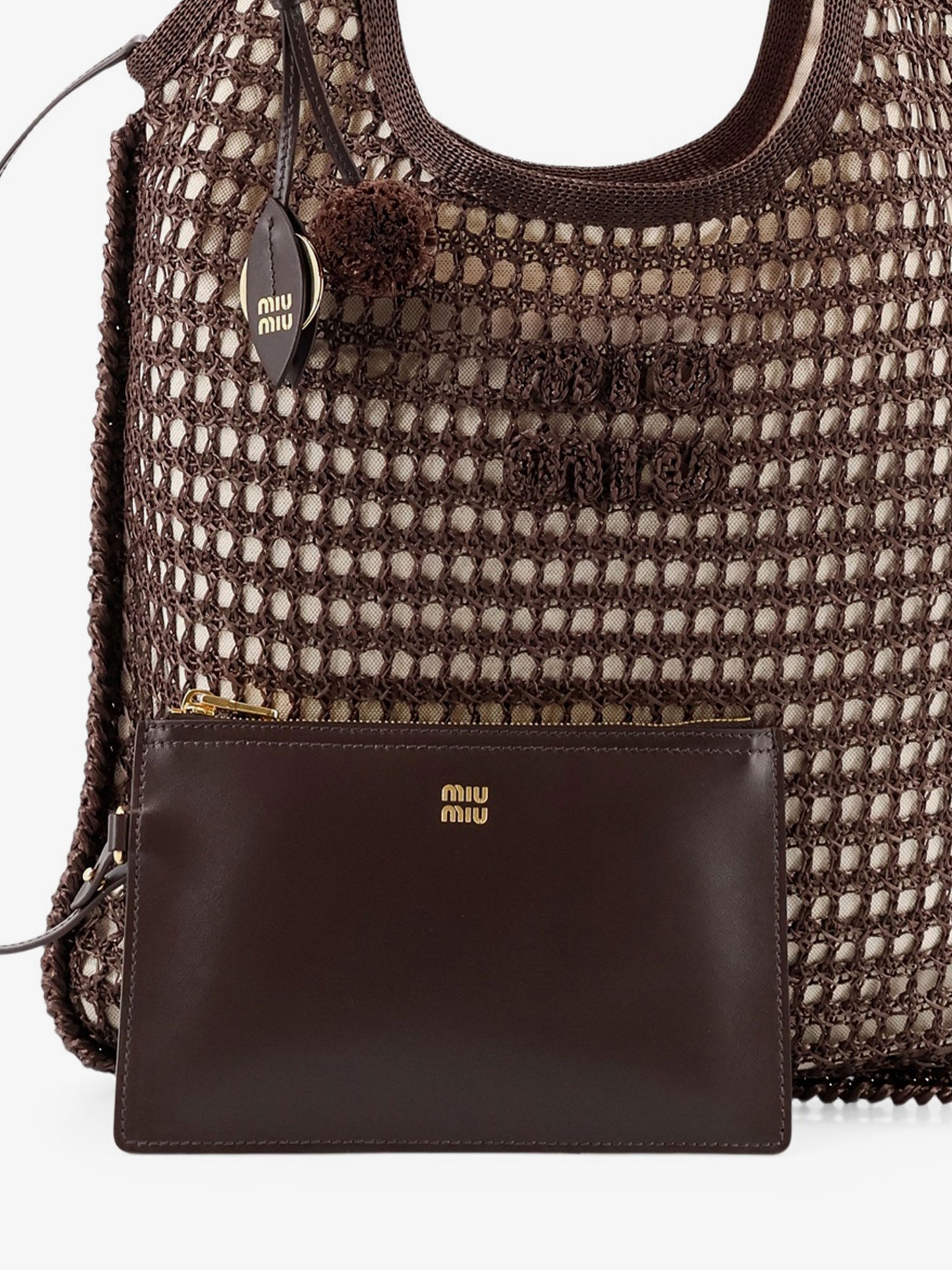 Crochet mesh shopping bag with tone-on-tone logo on the front