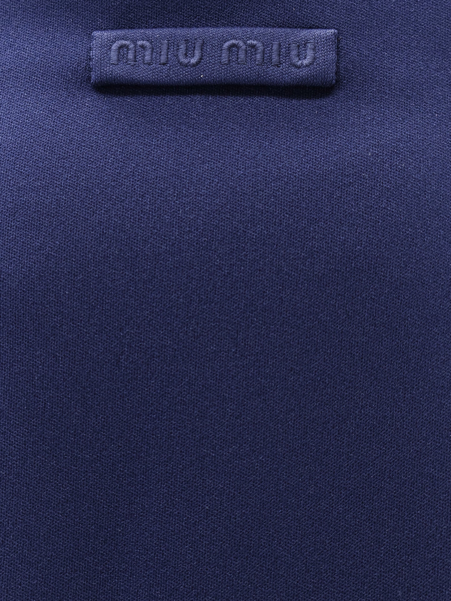 Skirt with pleats