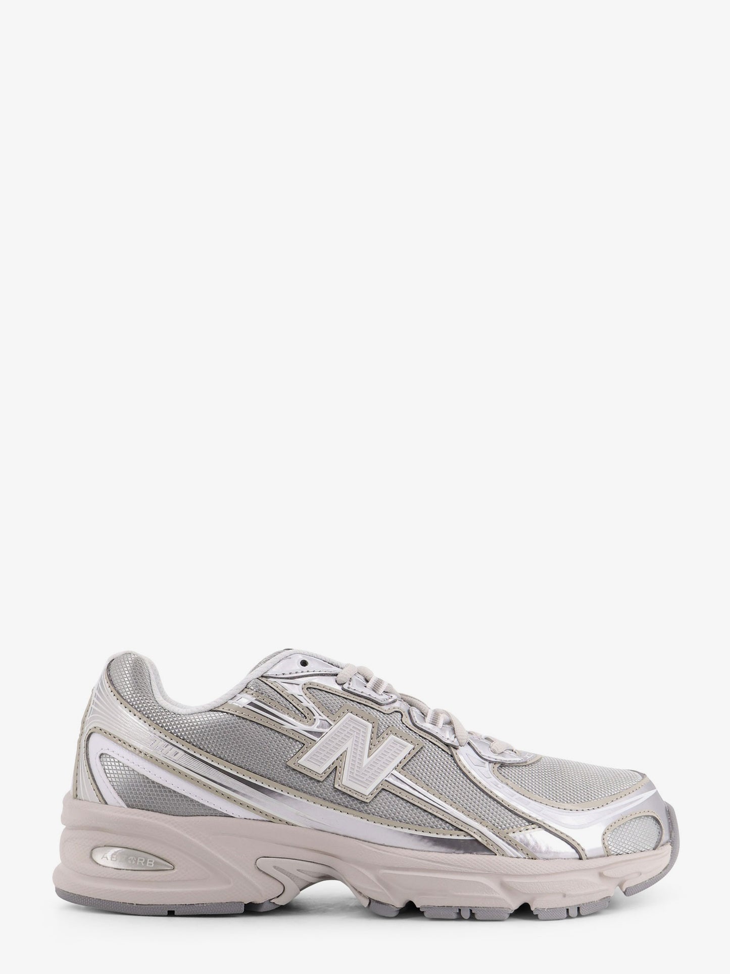 7405 mesh sneakers with logo on the side