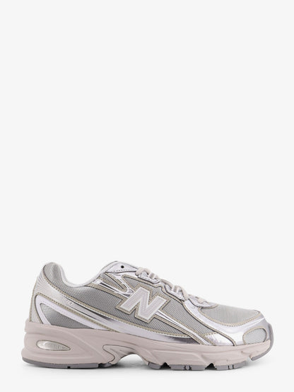 7405 mesh sneakers with logo on the side thumbnail