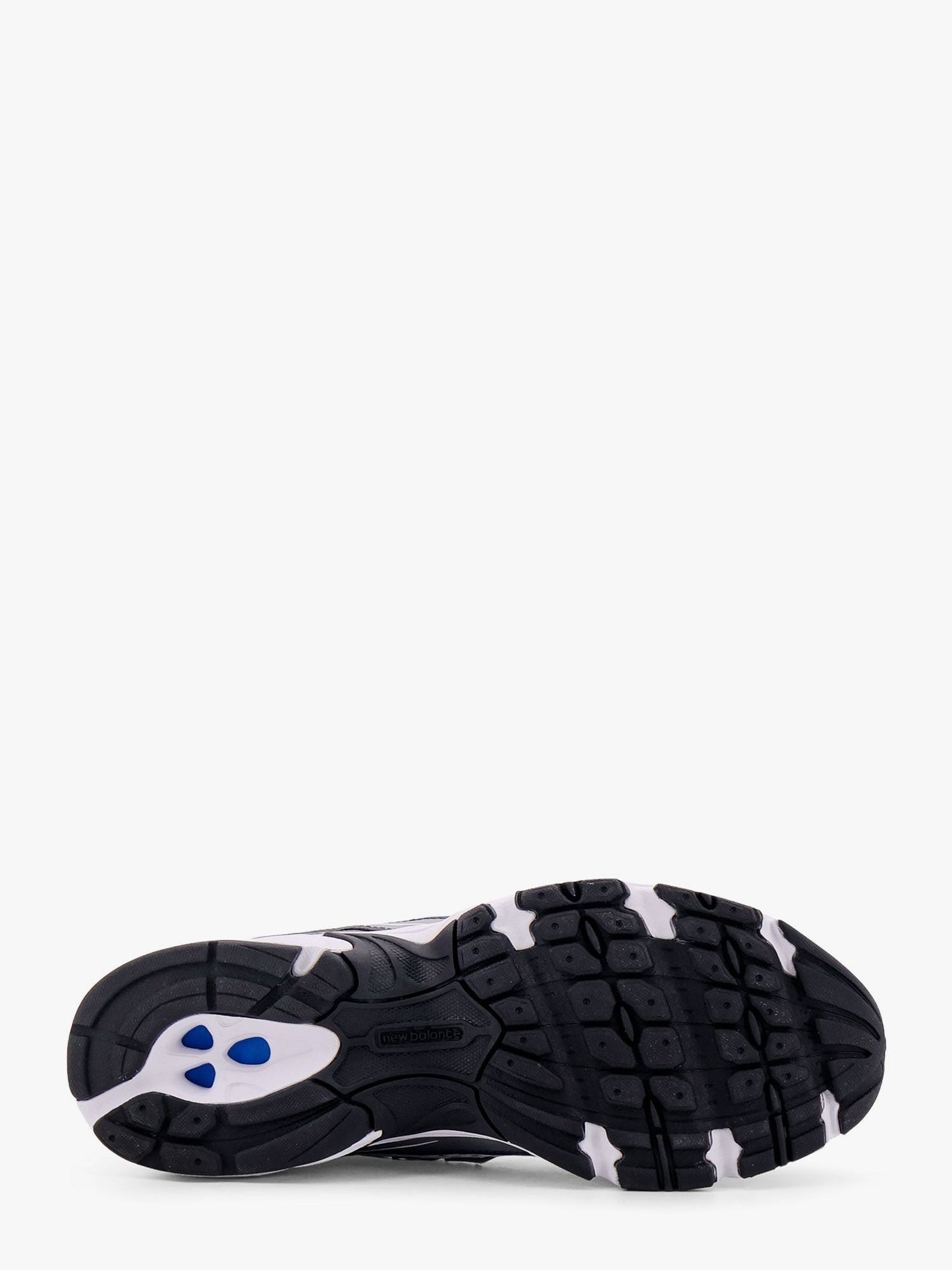 740 mesh sneakers with logo on the side