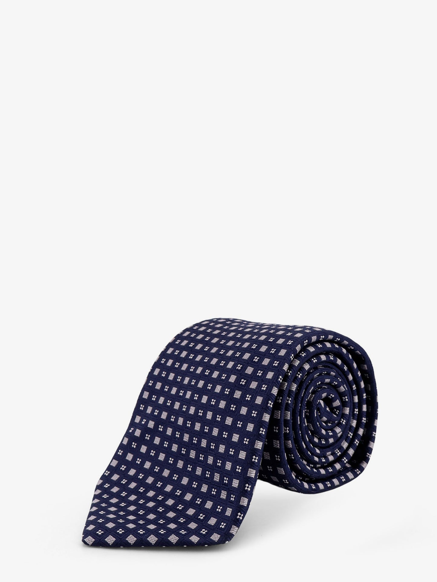 Silk tie