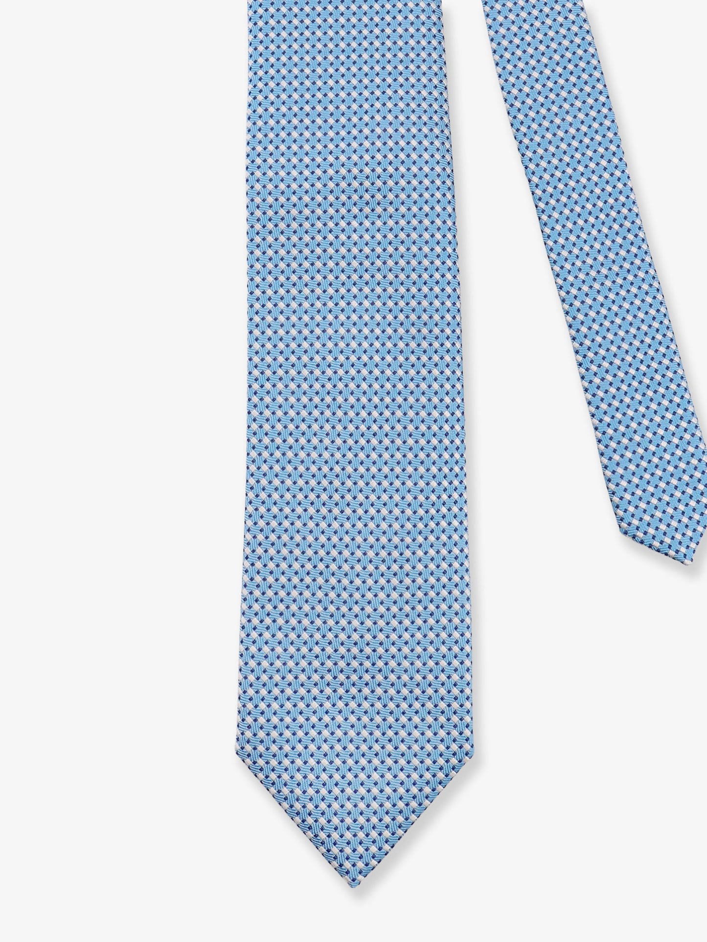 Silk tie
