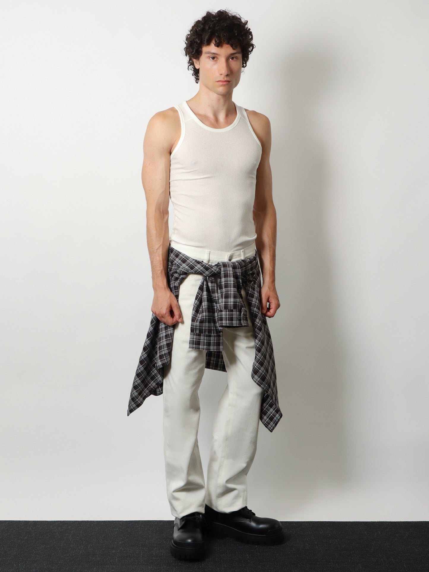 White denim trousers