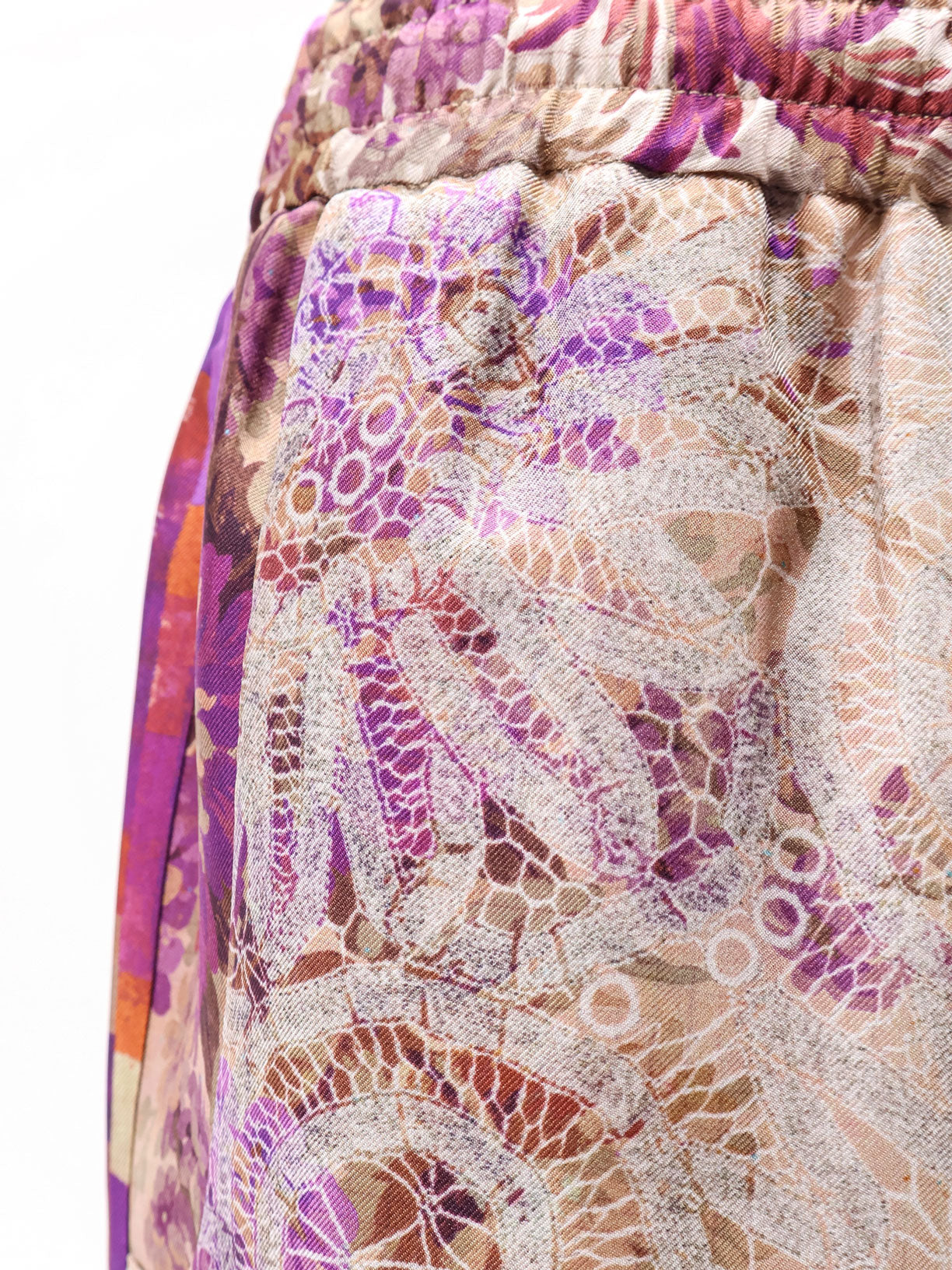 Silk trousers with mulitcolor print all-over