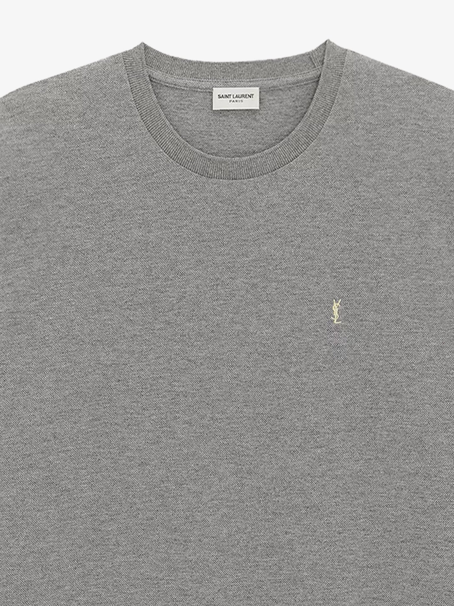 Recycled material t-shirt with Cassandre embroidery