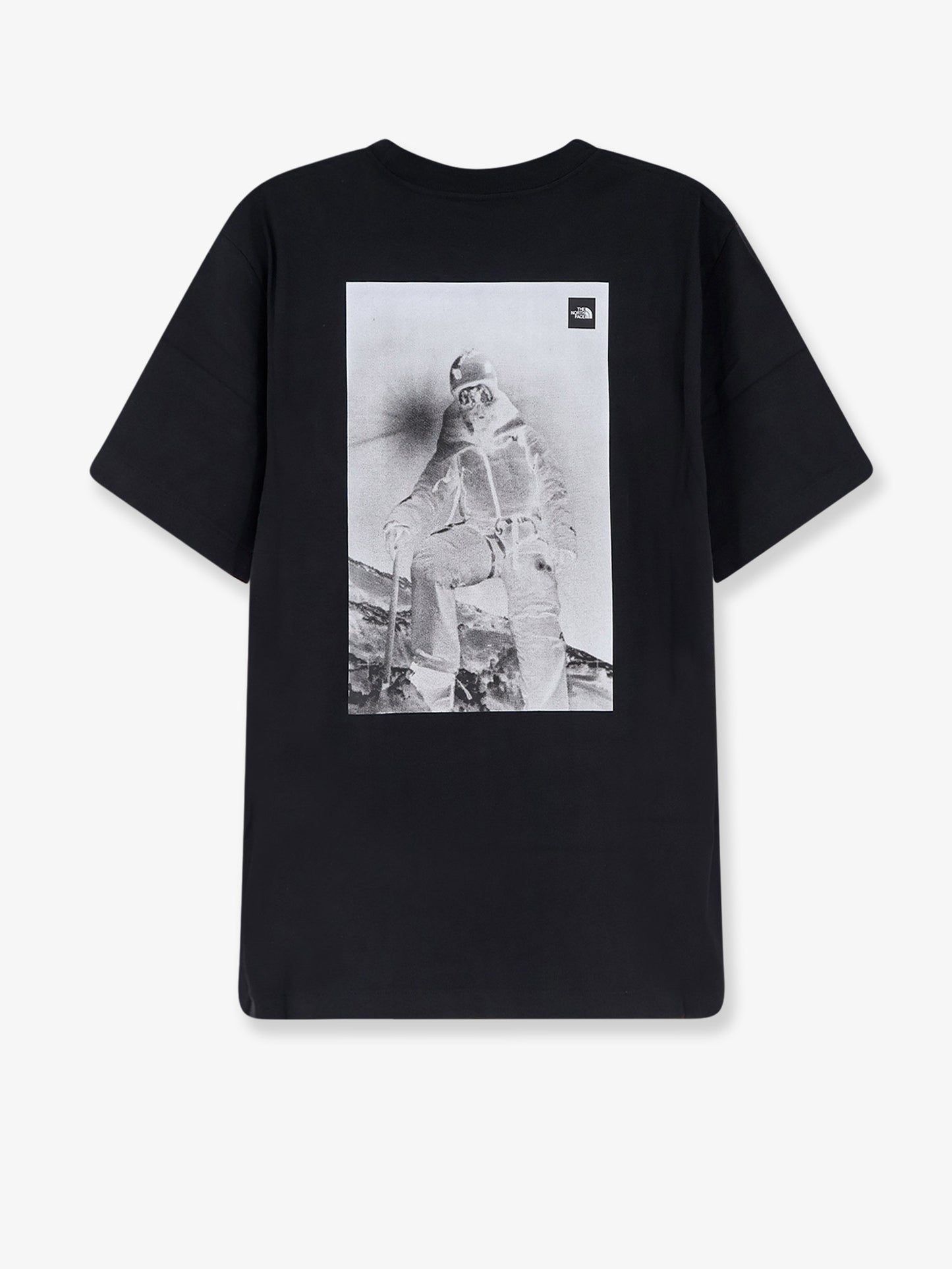 Cotton T-shirt logo on the front