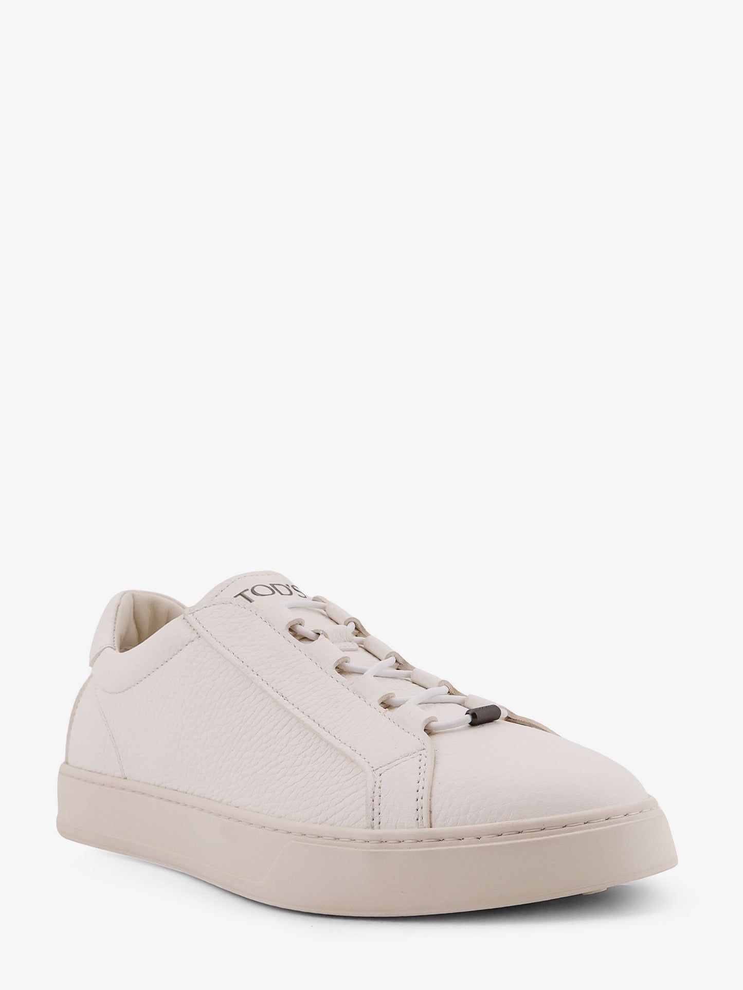 Leather sneakers