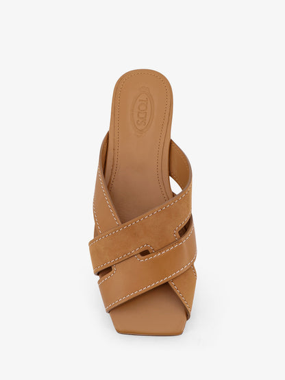 Leather sandals with suede detail thumbnail