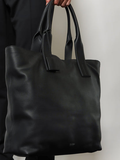 Leather shopping bag with logo lettering on the bottom thumbnail