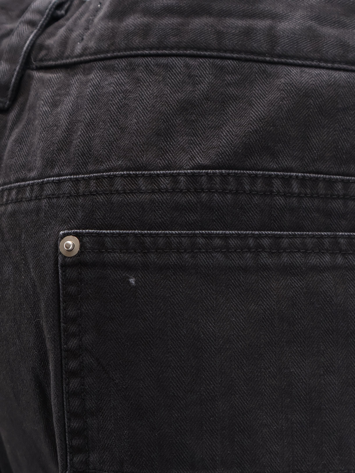 Cotton cargo bermuda shorts with distressed effect