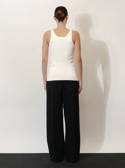 Linen and lyocell blend trousers thumbnail