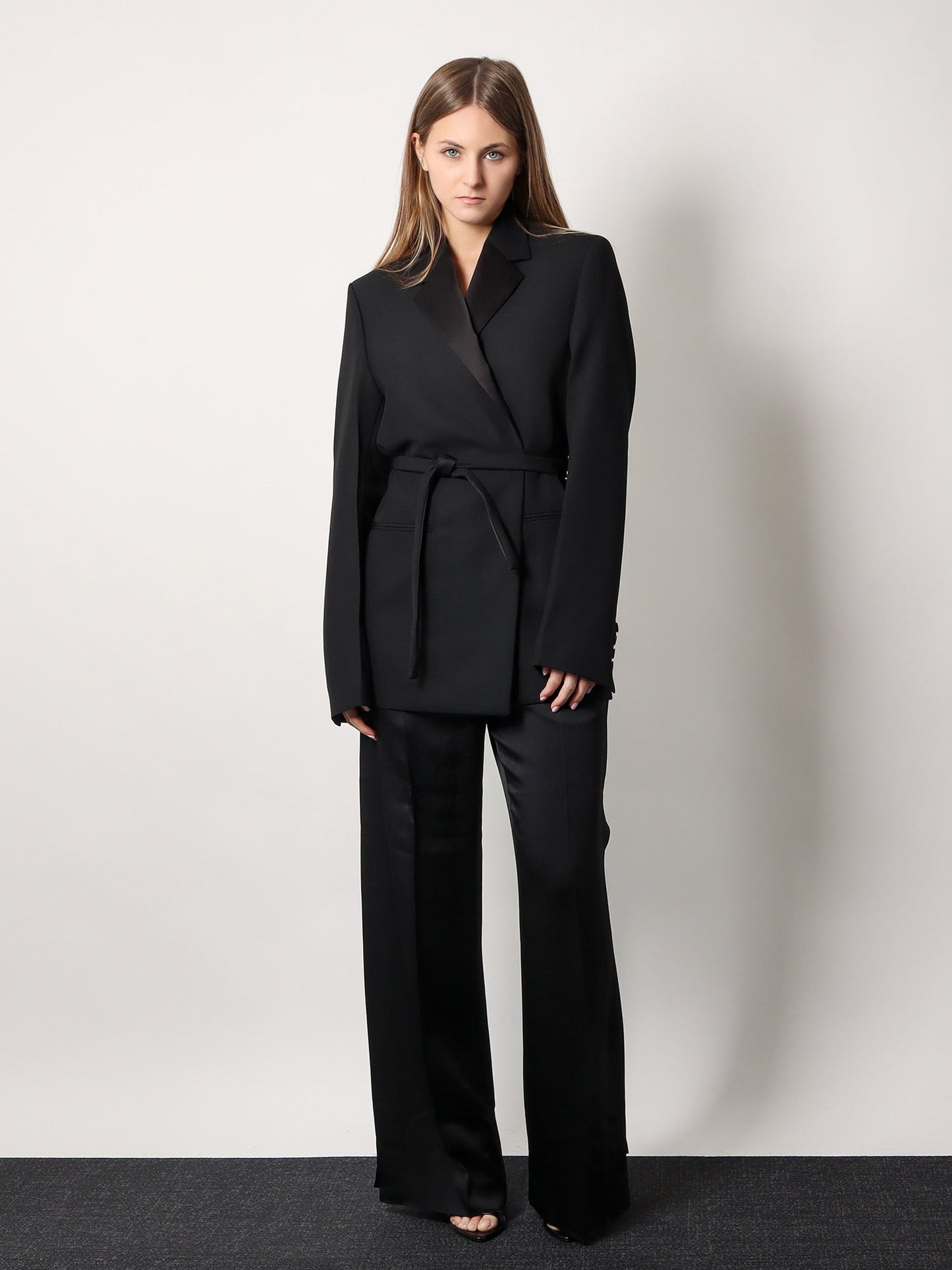 Viscose blend trouser with slits