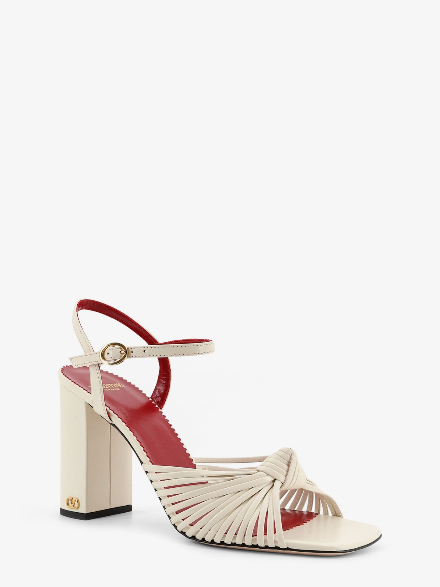 VG Annet leather sandals with metal VLogo