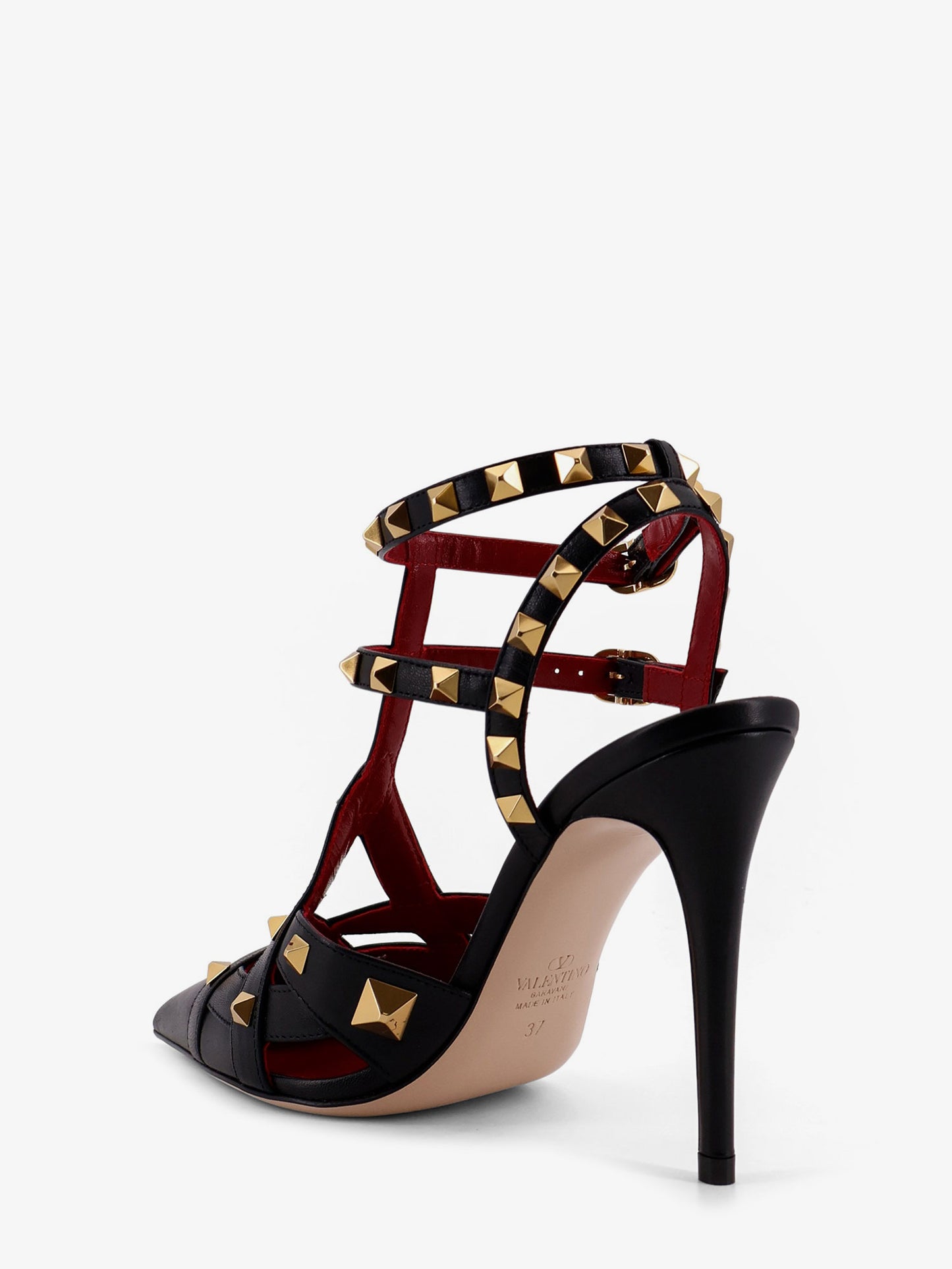 Studdy leather pumps with iconic studs