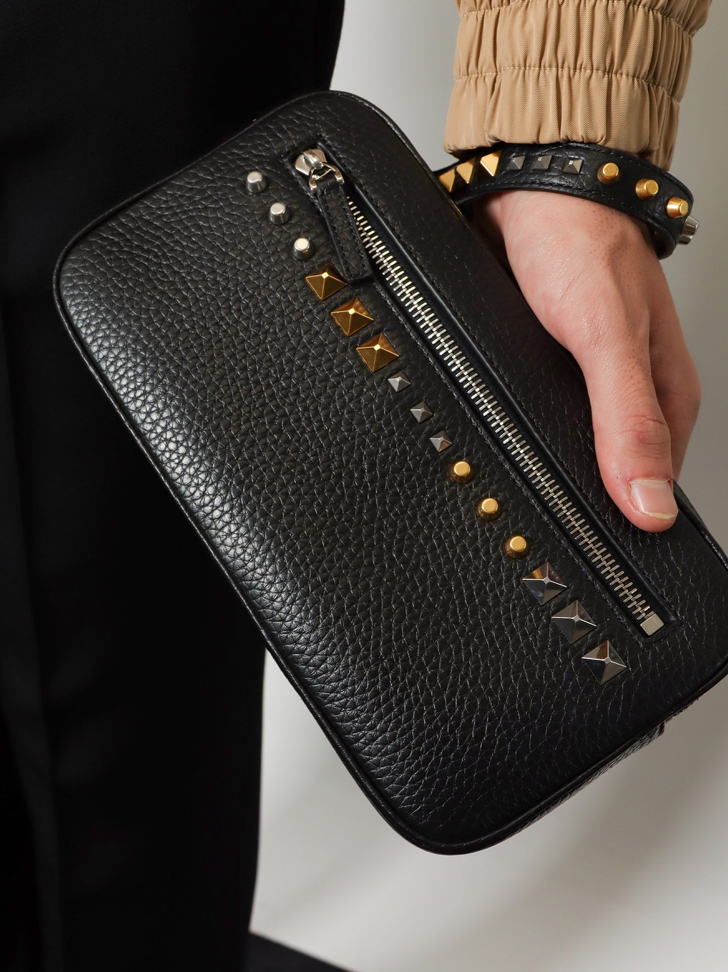 Pochette Valentino Garavani in pelle