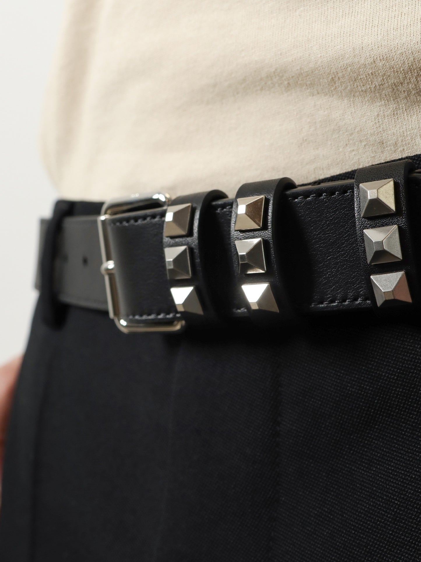Flaneuse leather belt with iconic studs