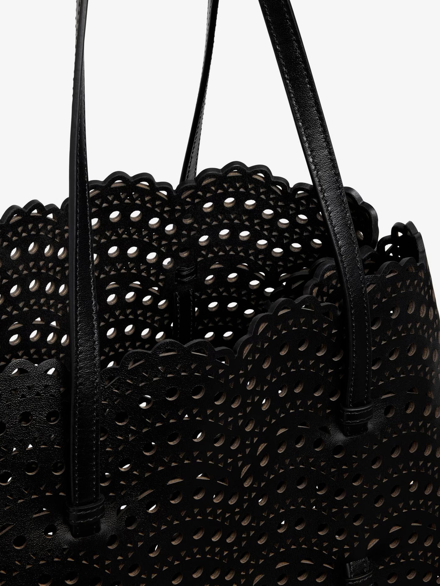 Mina 37 leather shoulder bag with Vienne motif