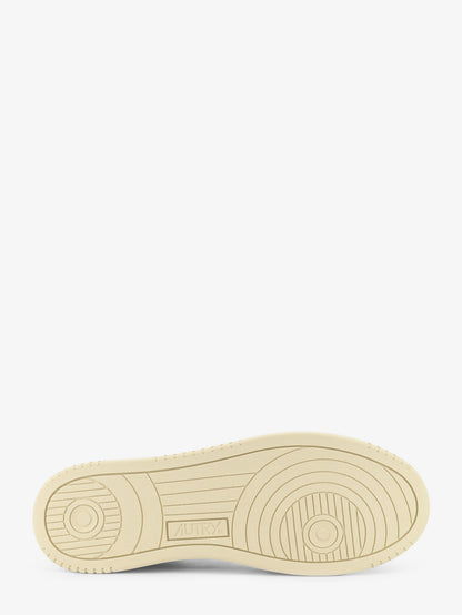 Medalist Low leather sneakers with side logo thumbnail