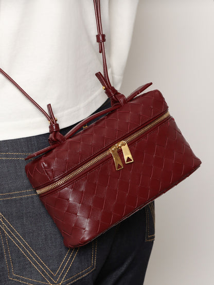 Bang Bang leather vanity case with Intrecciato motif thumbnail