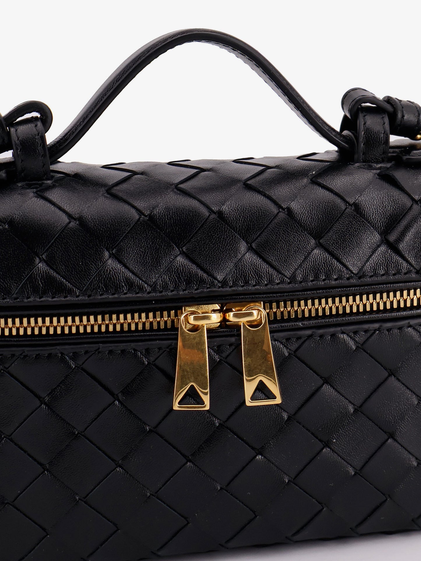 Bang Bang Intrecciato leather vanity case
