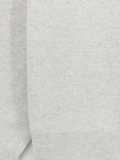 Cashmere sweater thumbnail