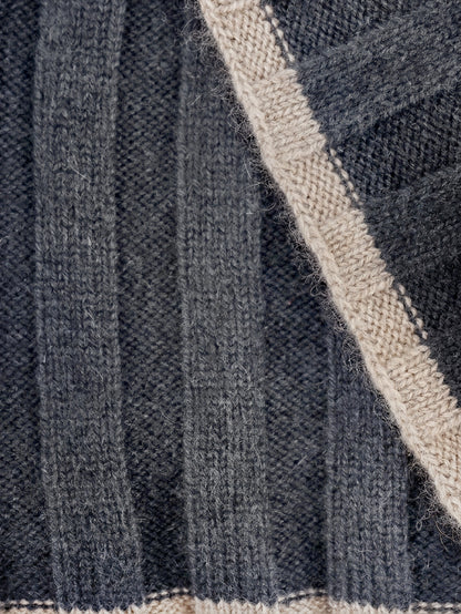 Cashmere scarf thumbnail