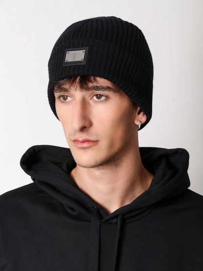 Wool and cashmere hat thumbnail