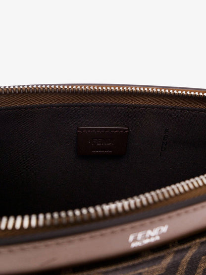 Flat Pouch Large in Tessuto FF Jacquard e pelle thumbnail